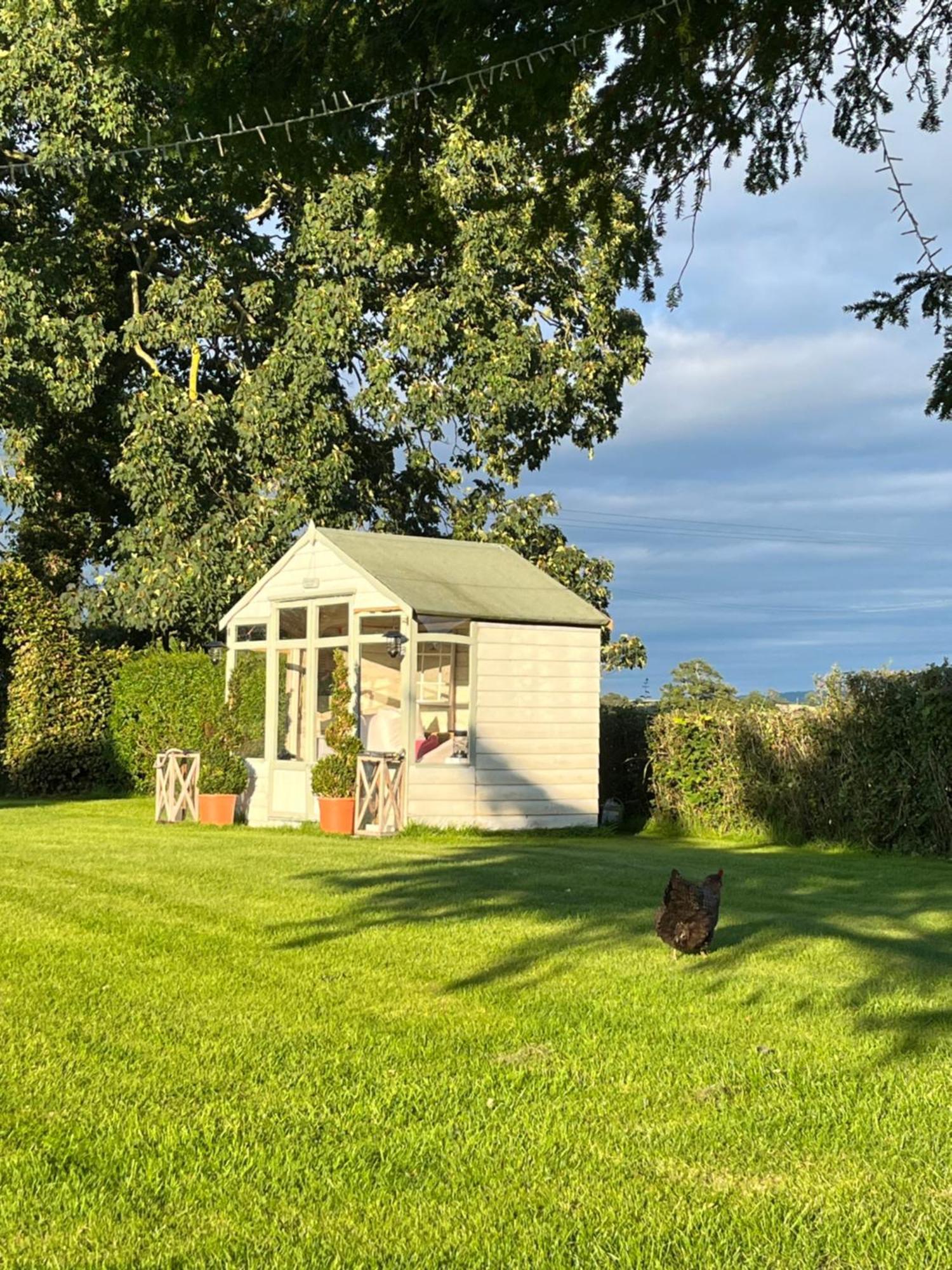 Bed and Breakfast Spenford House 1640 Listed House Idilic Location Pub Walking Distance Loppington Exterior foto